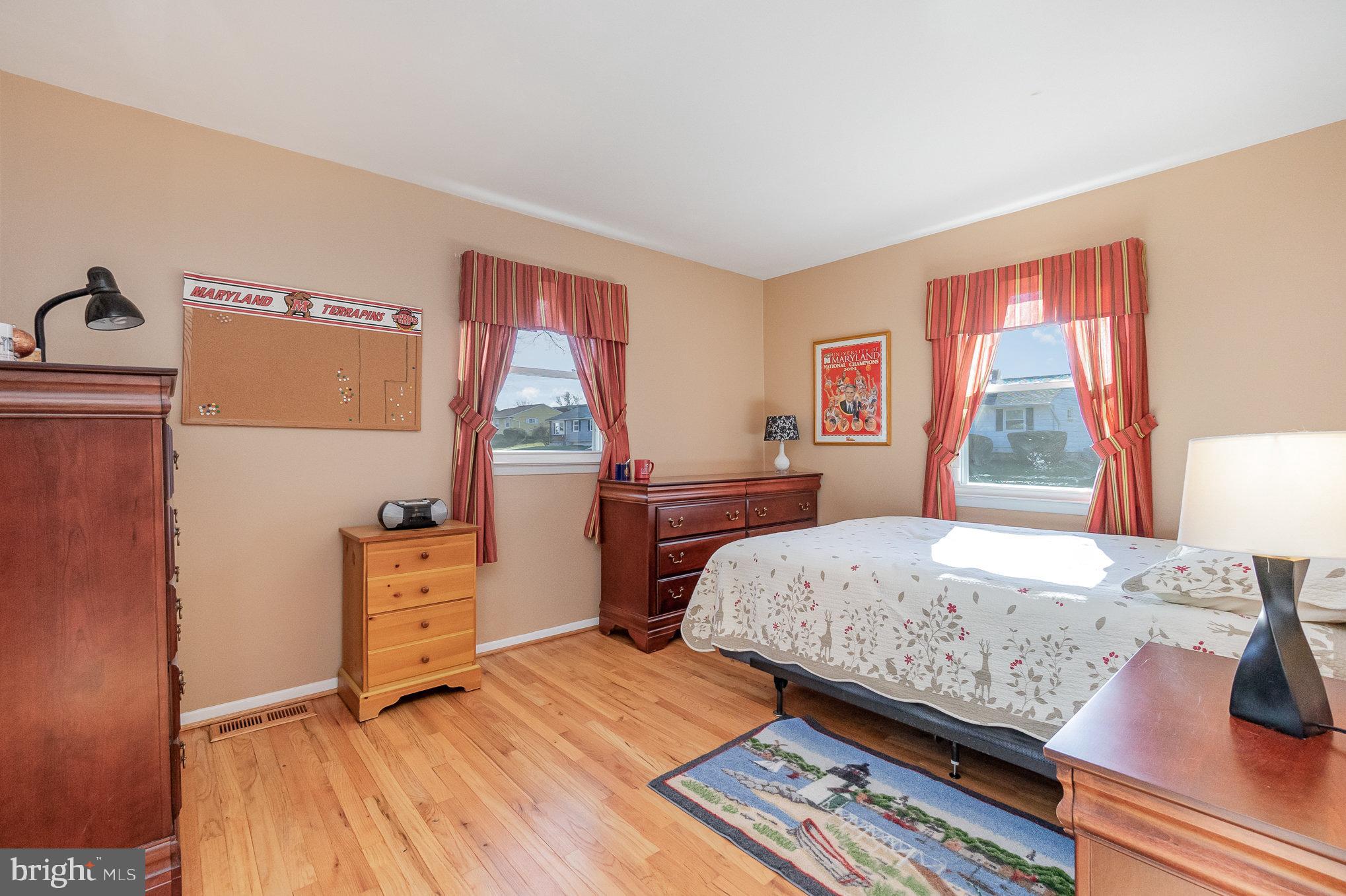 SILVERGATE VILLAGE NORTH - Residential