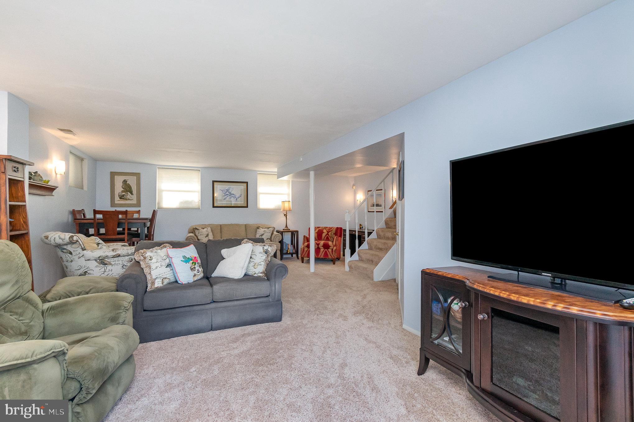 SILVERGATE VILLAGE NORTH - Residential