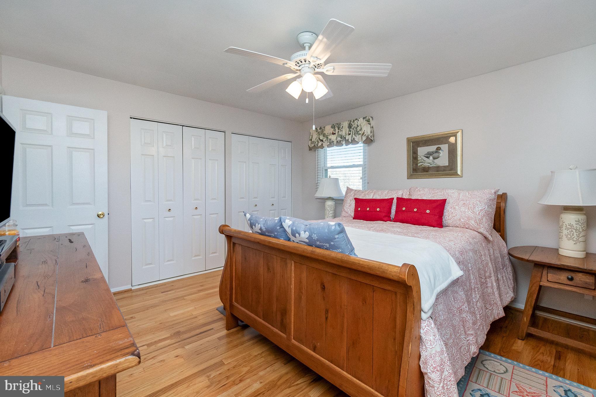 SILVERGATE VILLAGE NORTH - Residential