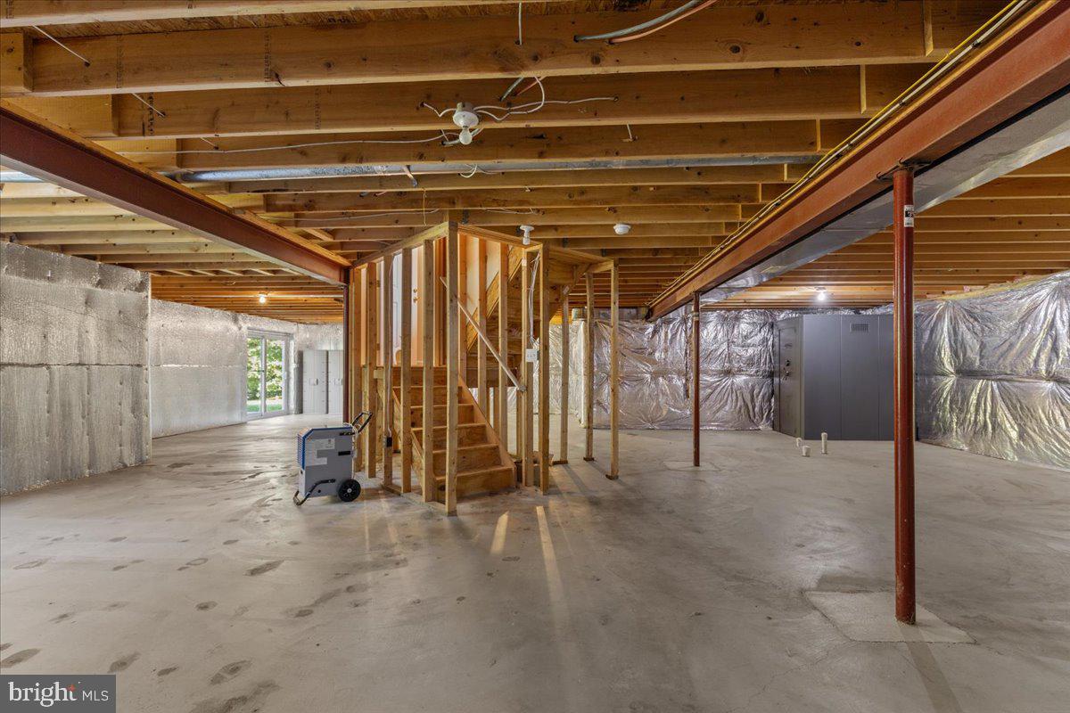 HICKORY WOODS - Residential