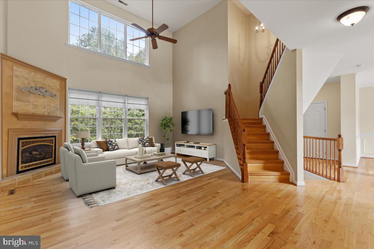 HICKORY WOODS - Residential