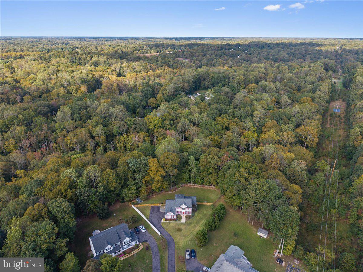 HICKORY WOODS - Residential