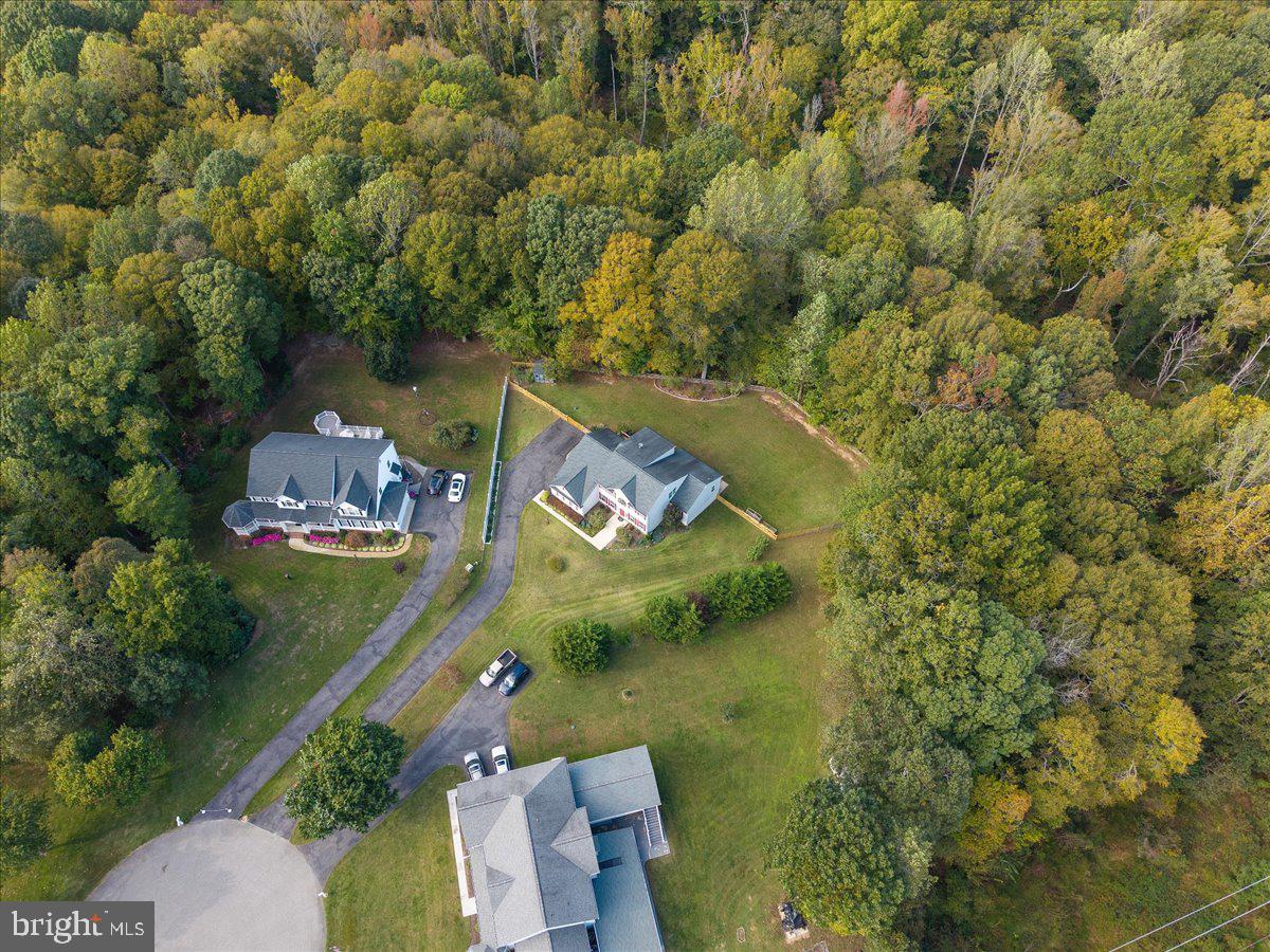 HICKORY WOODS - Residential