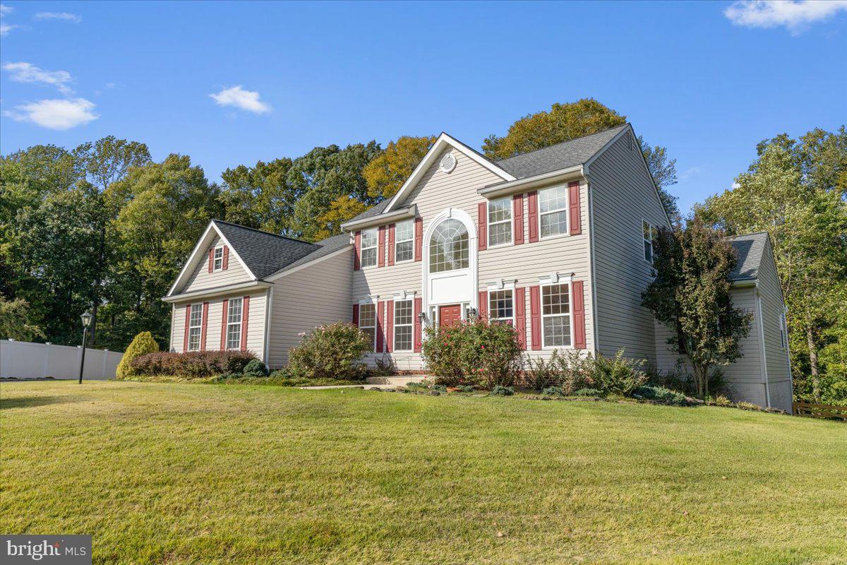 HICKORY WOODS - Residential