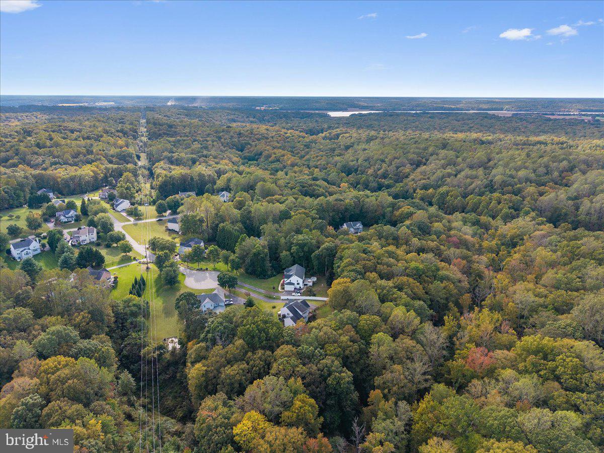 HICKORY WOODS - Residential