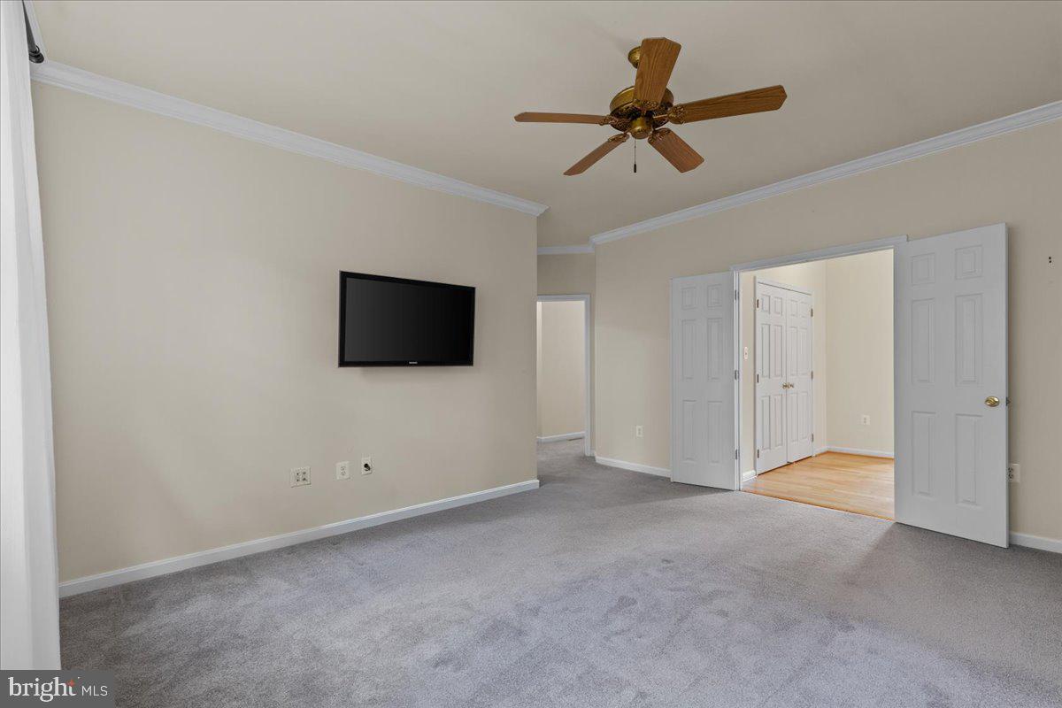 HICKORY WOODS - Residential