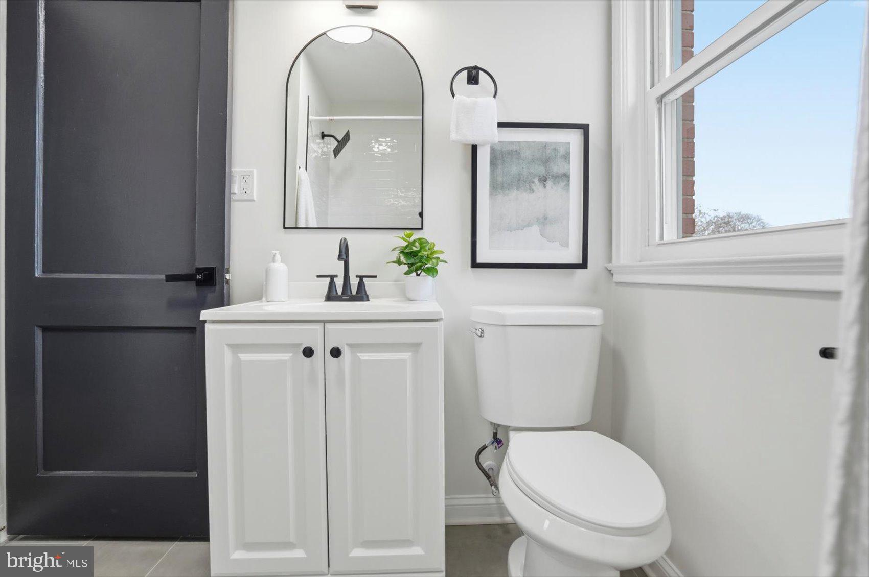 PERRING LOCH - Residential