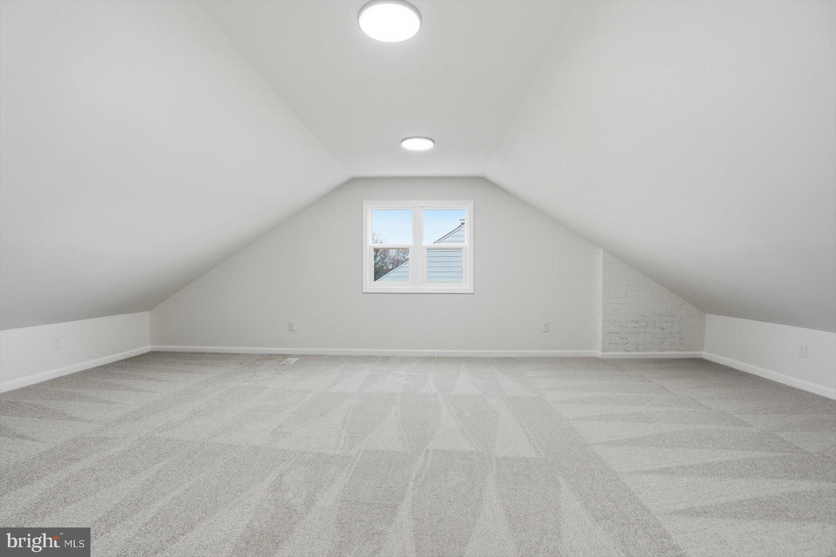 PERRING LOCH - Residential