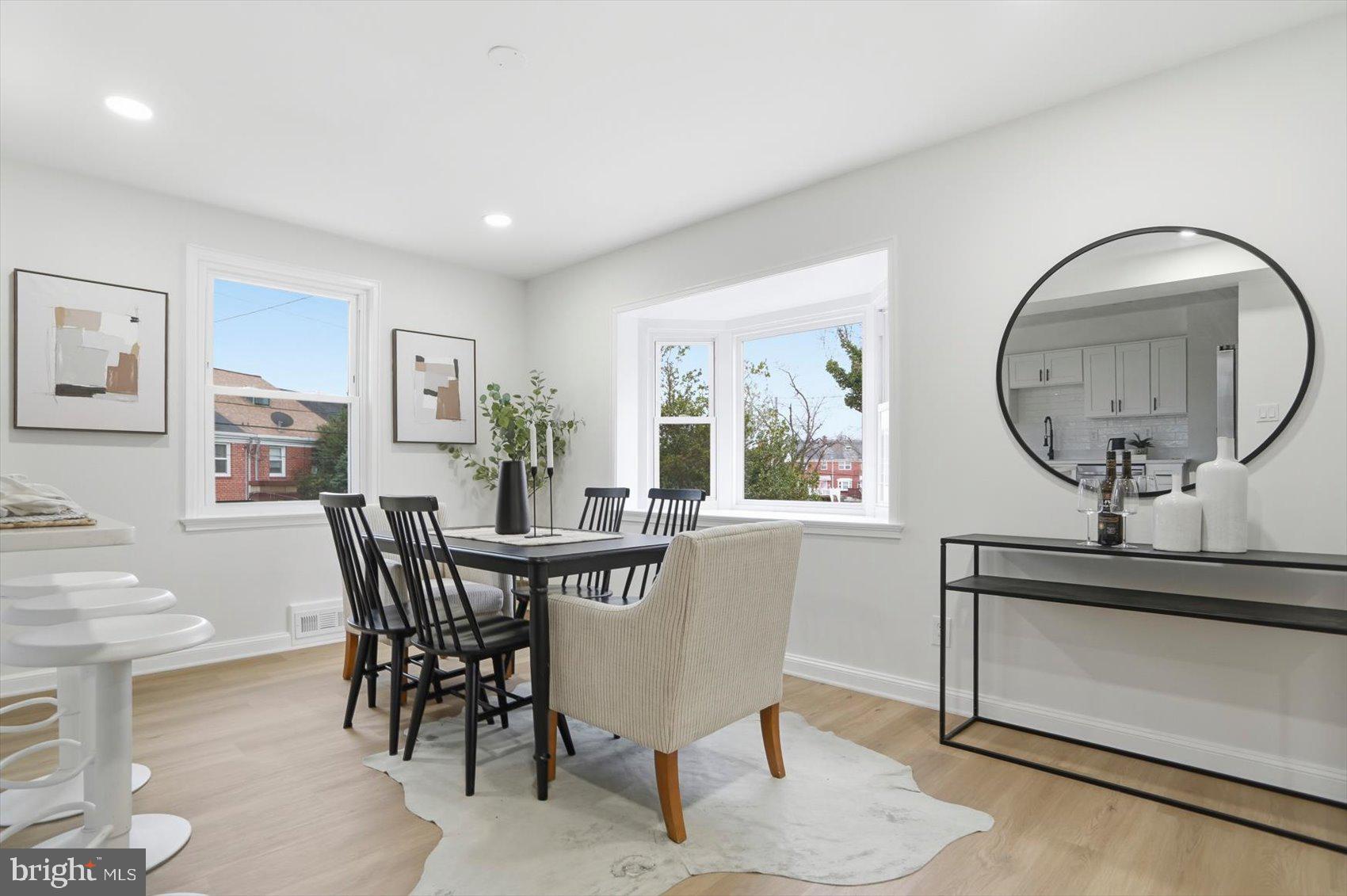 PERRING LOCH - Residential