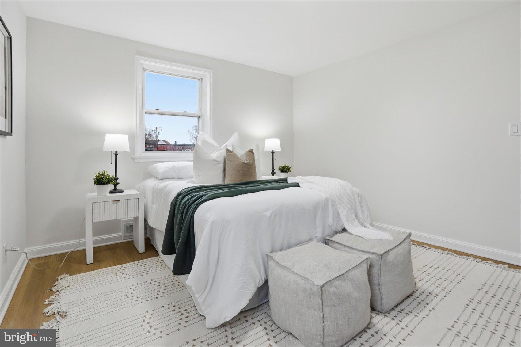 PERRING LOCH - Residential