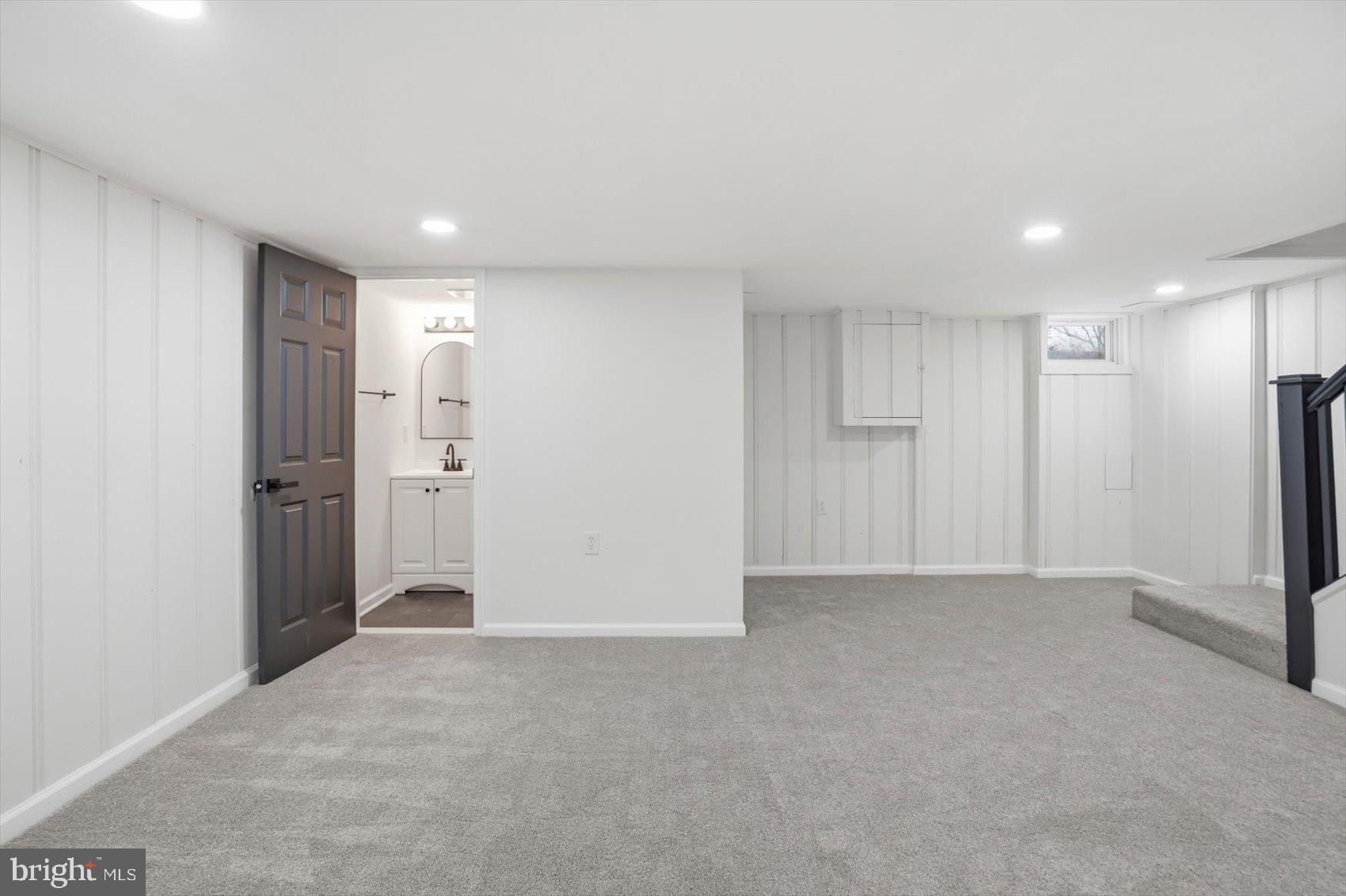 PERRING LOCH - Residential