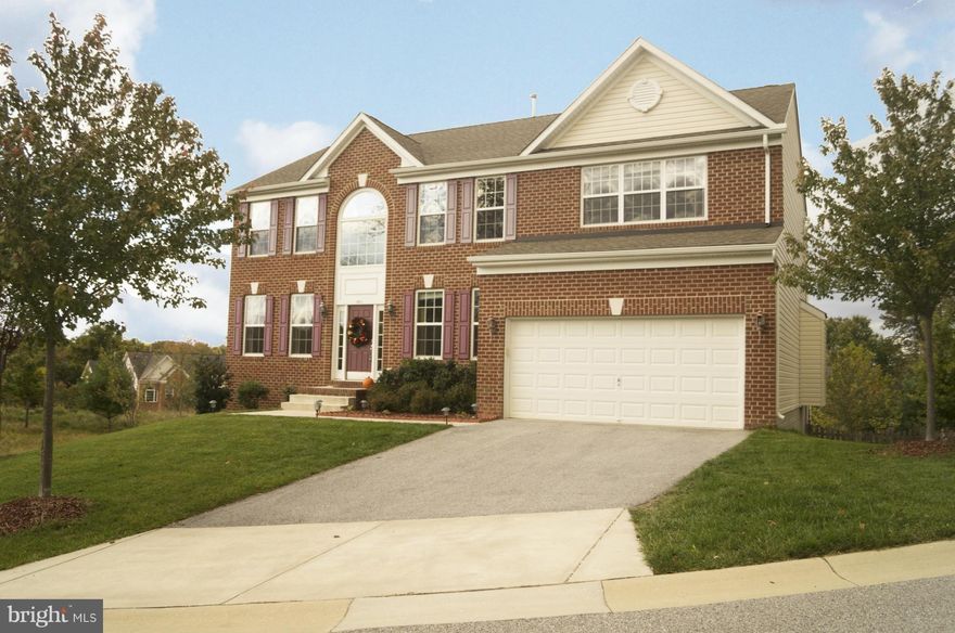 NEW PRICE for this wonderful home. Brand new carpet on 2nd fl and stairs, Wood floors thru out most of 1st fl. Fab sunroom off kitchen w gorgeous view of valley. Adj common property gives feeling of much larger lot. Huge walk out rec rm in LL. Large unfin rom for future theater or bedrm w adj full ba. 1st fl study. Great layout. Enormous master suite. Generous room sizes thru out. Not thru street.