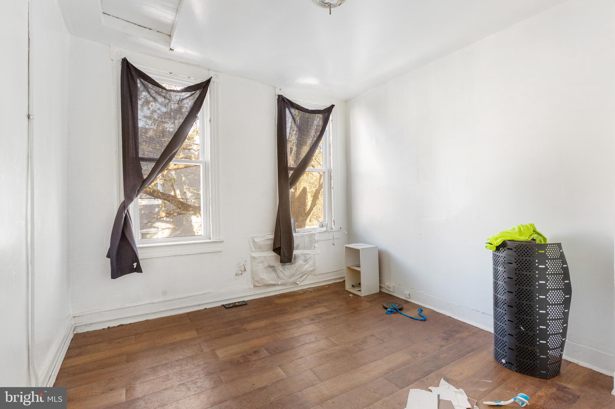 MIDTOWN EDMONDSON - Residential