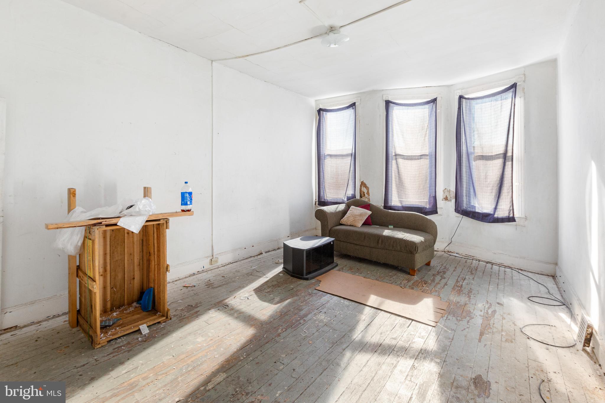 MIDTOWN EDMONDSON - Residential