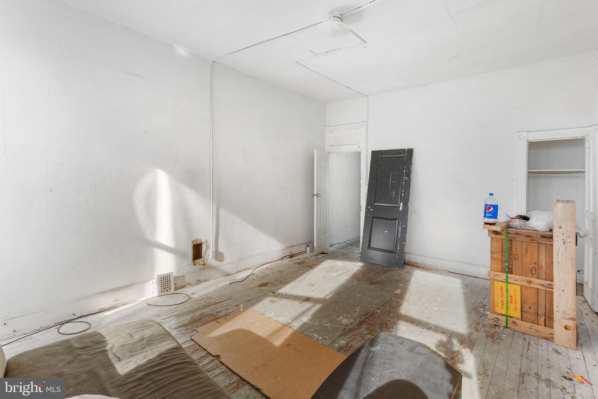 MIDTOWN EDMONDSON - Residential