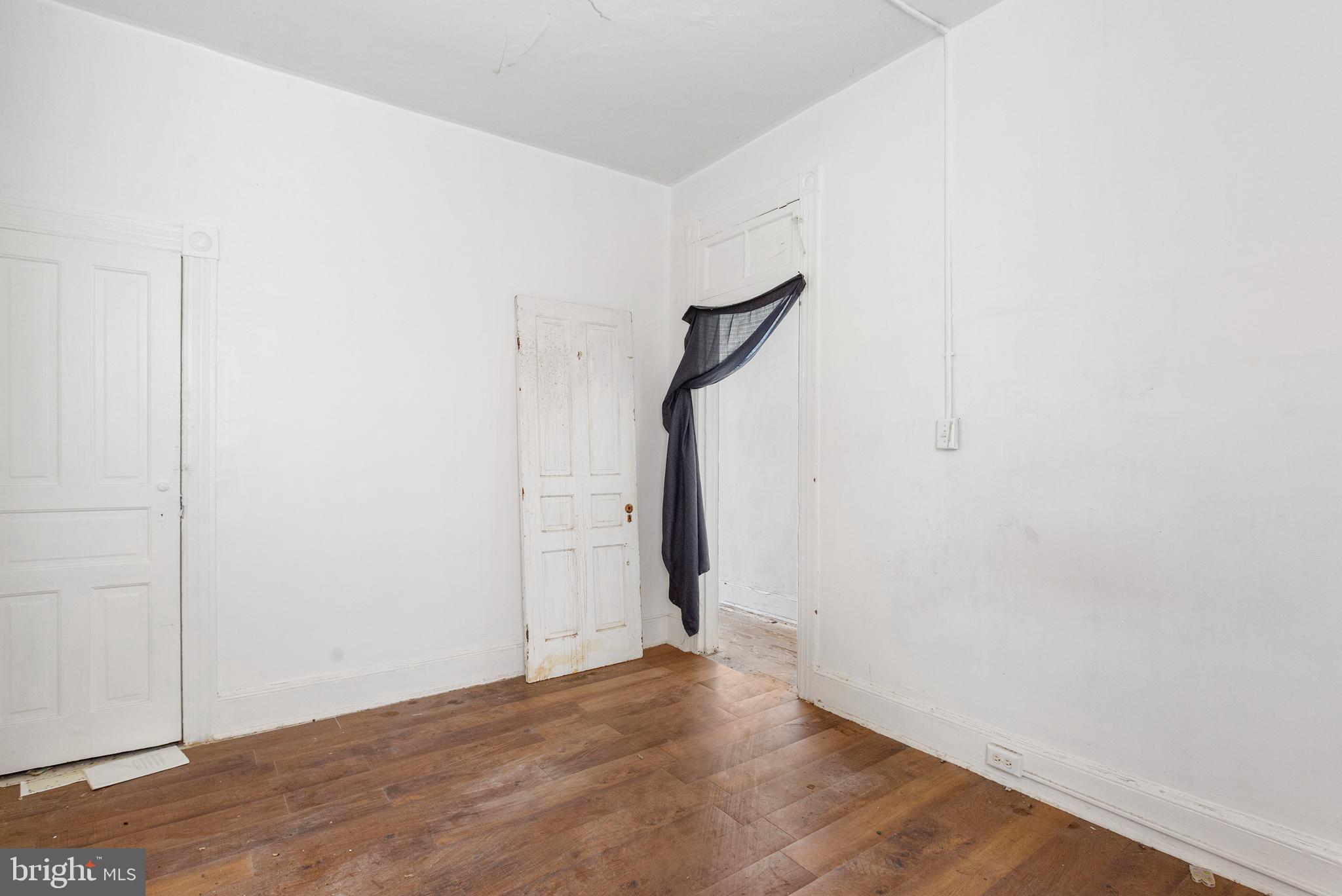 MIDTOWN EDMONDSON - Residential