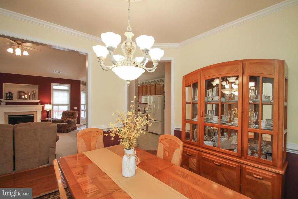 STAFFORD LAKES VILLAGE - Residential