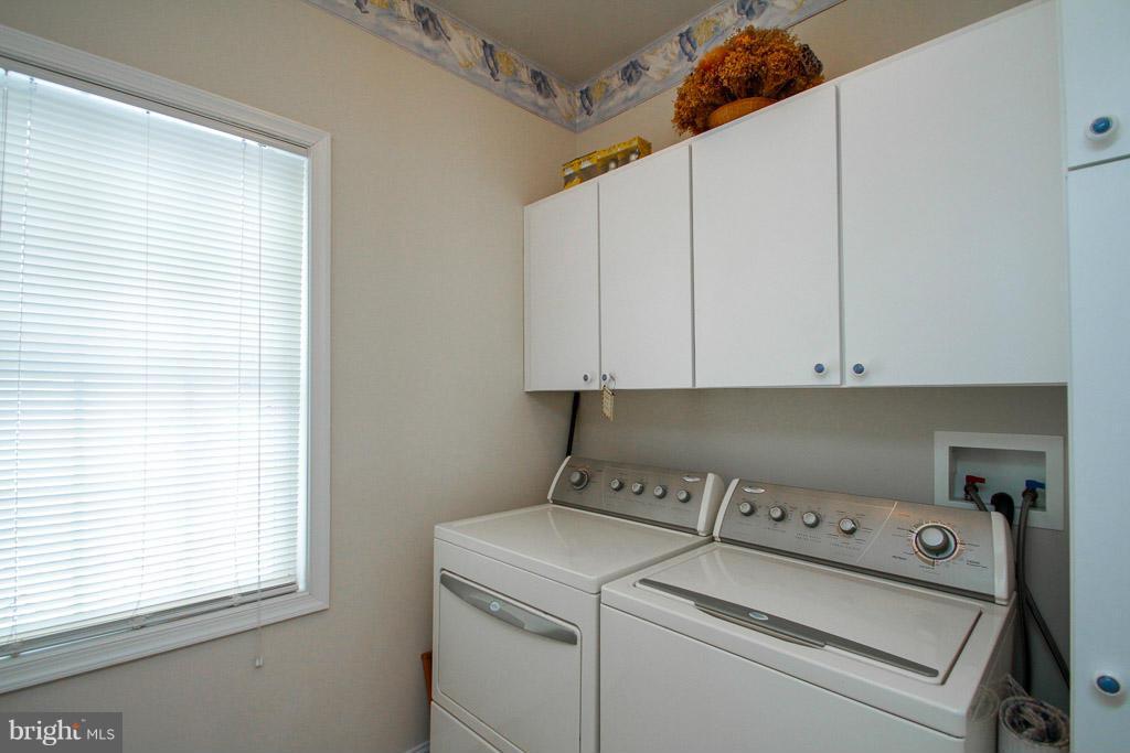 STAFFORD LAKES VILLAGE - Residential