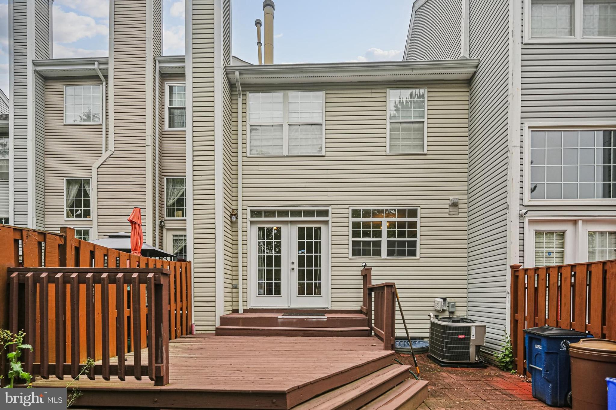 HALLOWELL - Residential Lease