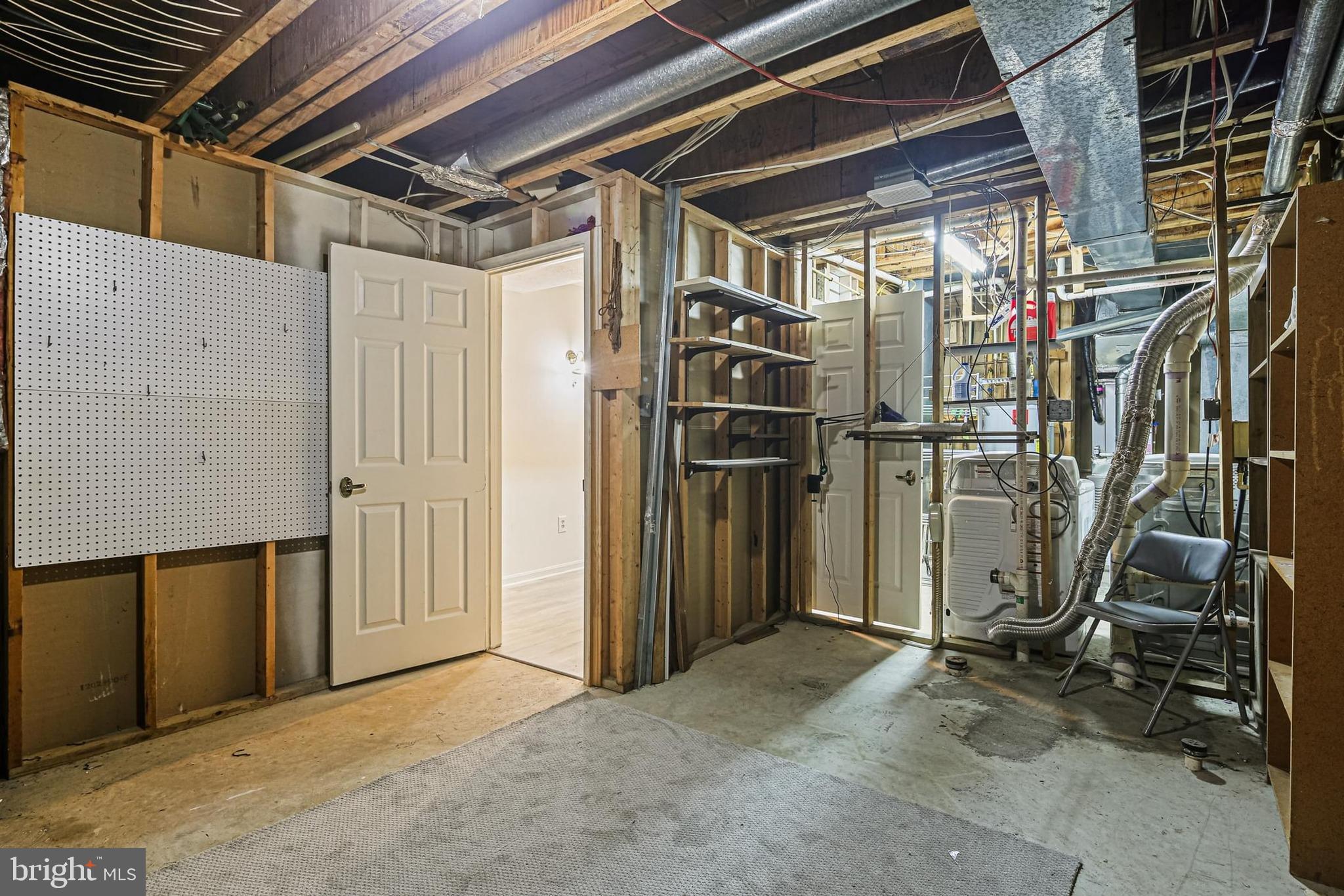 HALLOWELL - Residential Lease