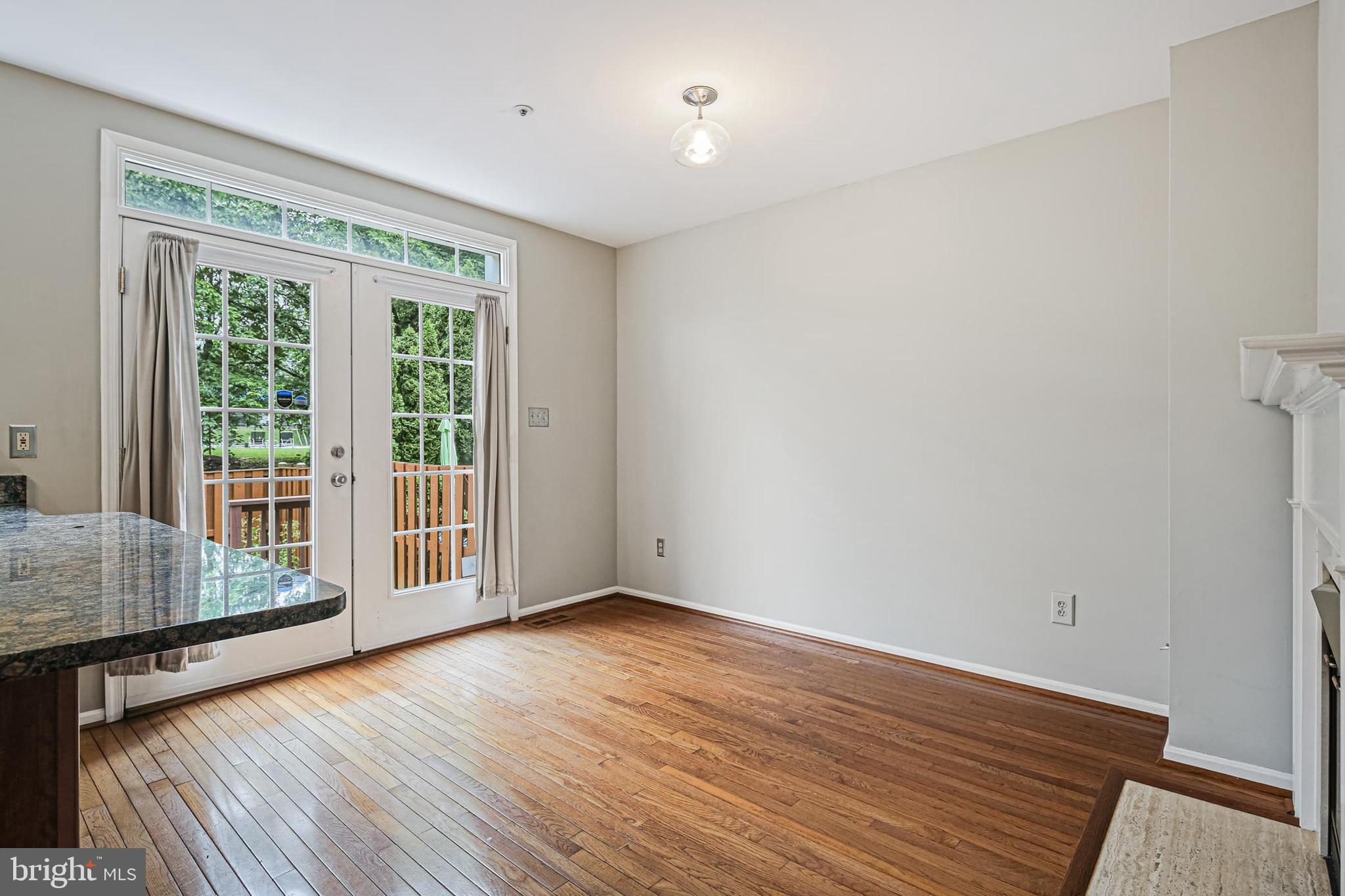 HALLOWELL - Residential Lease