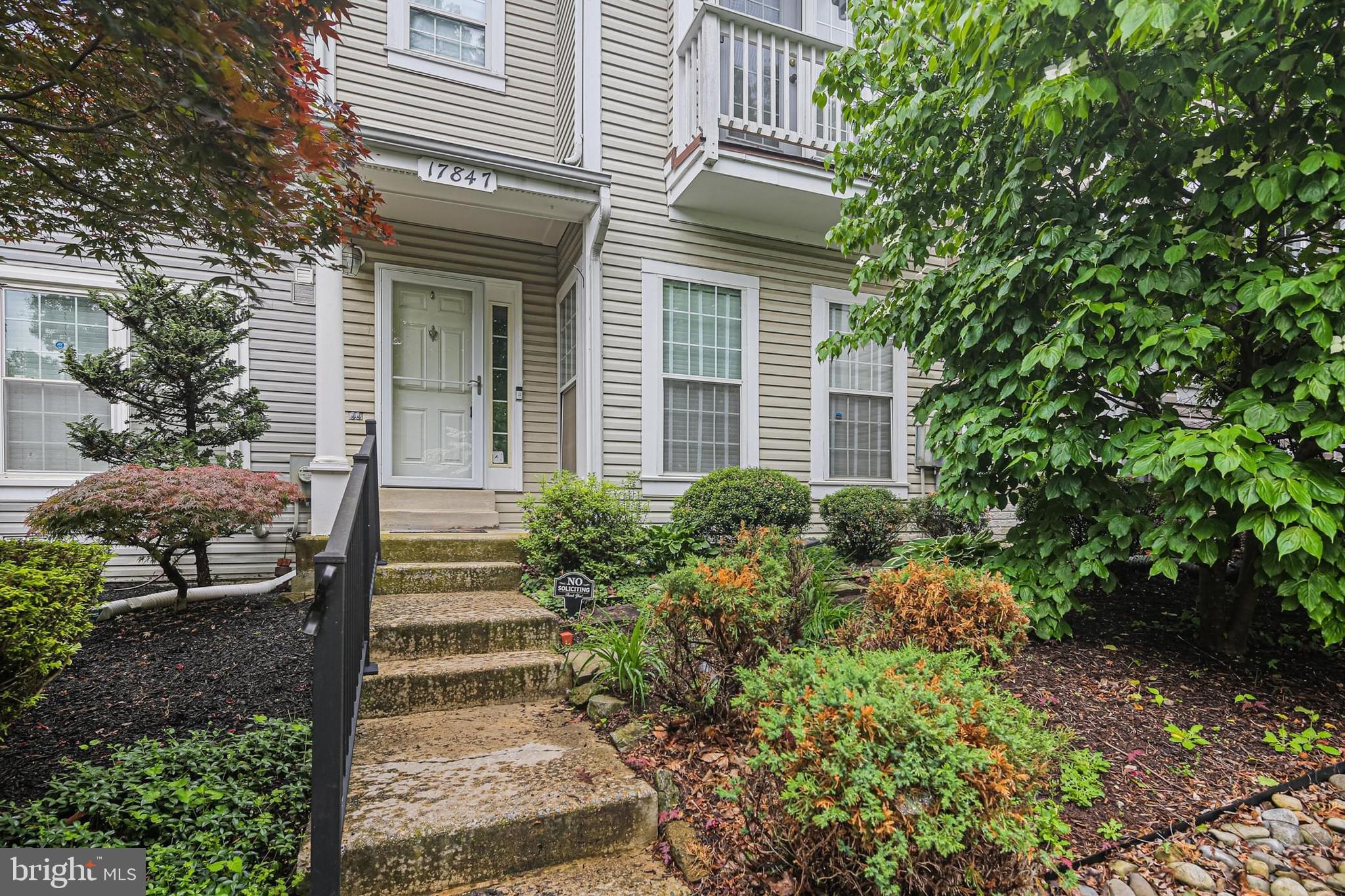 HALLOWELL - Residential Lease