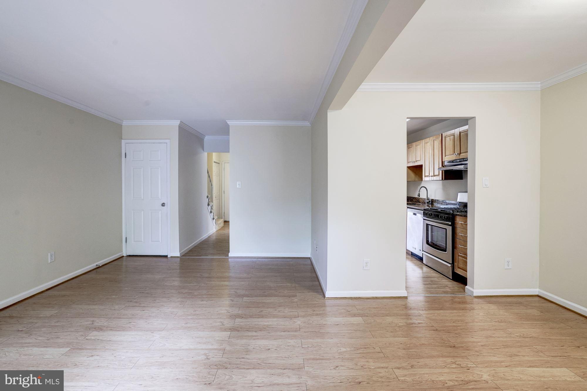 DEEPWOOD - Residential Lease