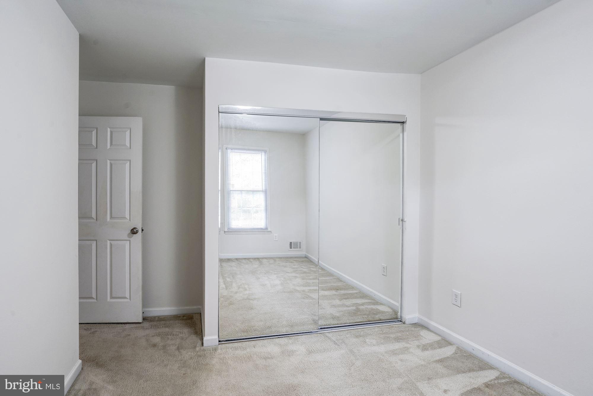 DEEPWOOD - Residential Lease