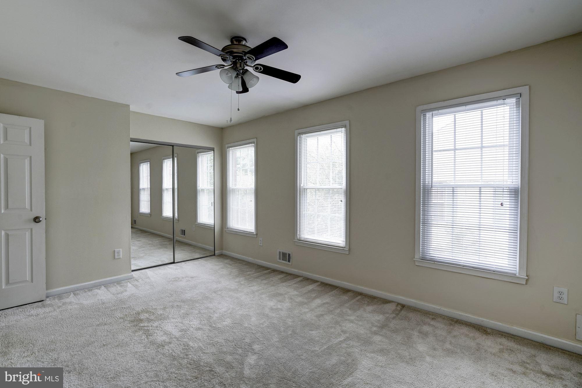 DEEPWOOD - Residential Lease