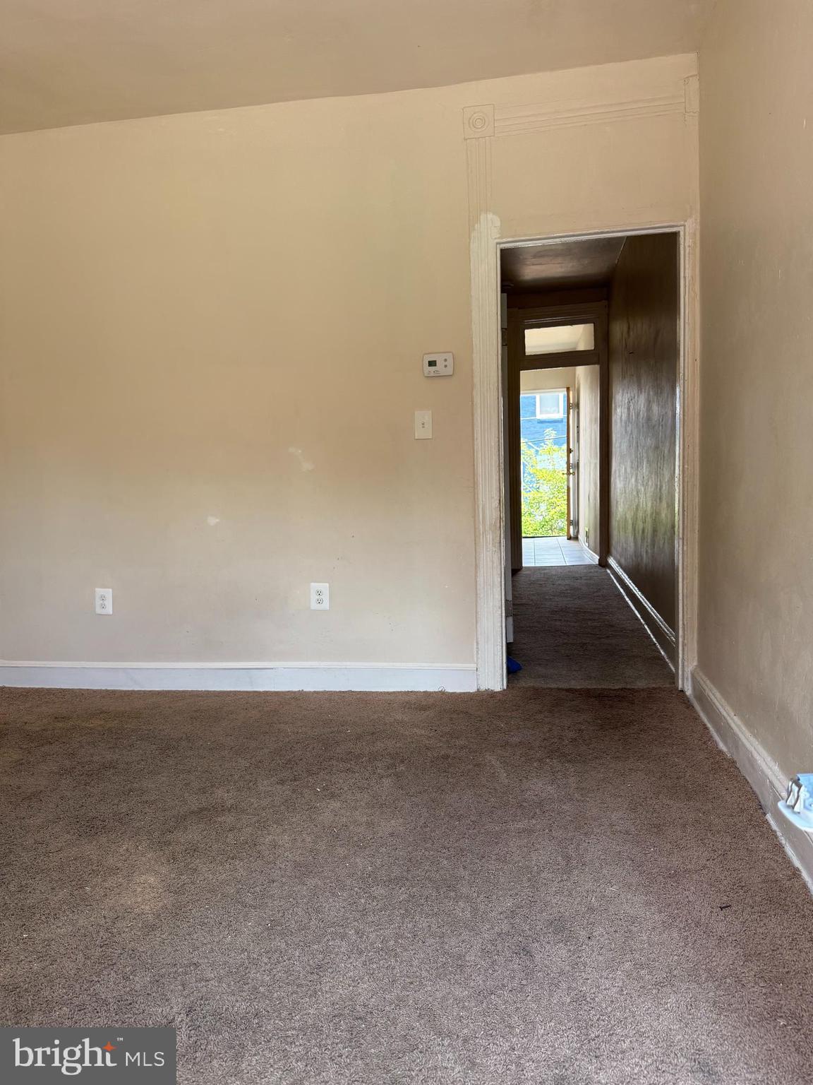 1936 RIDGEHILL AVENUE