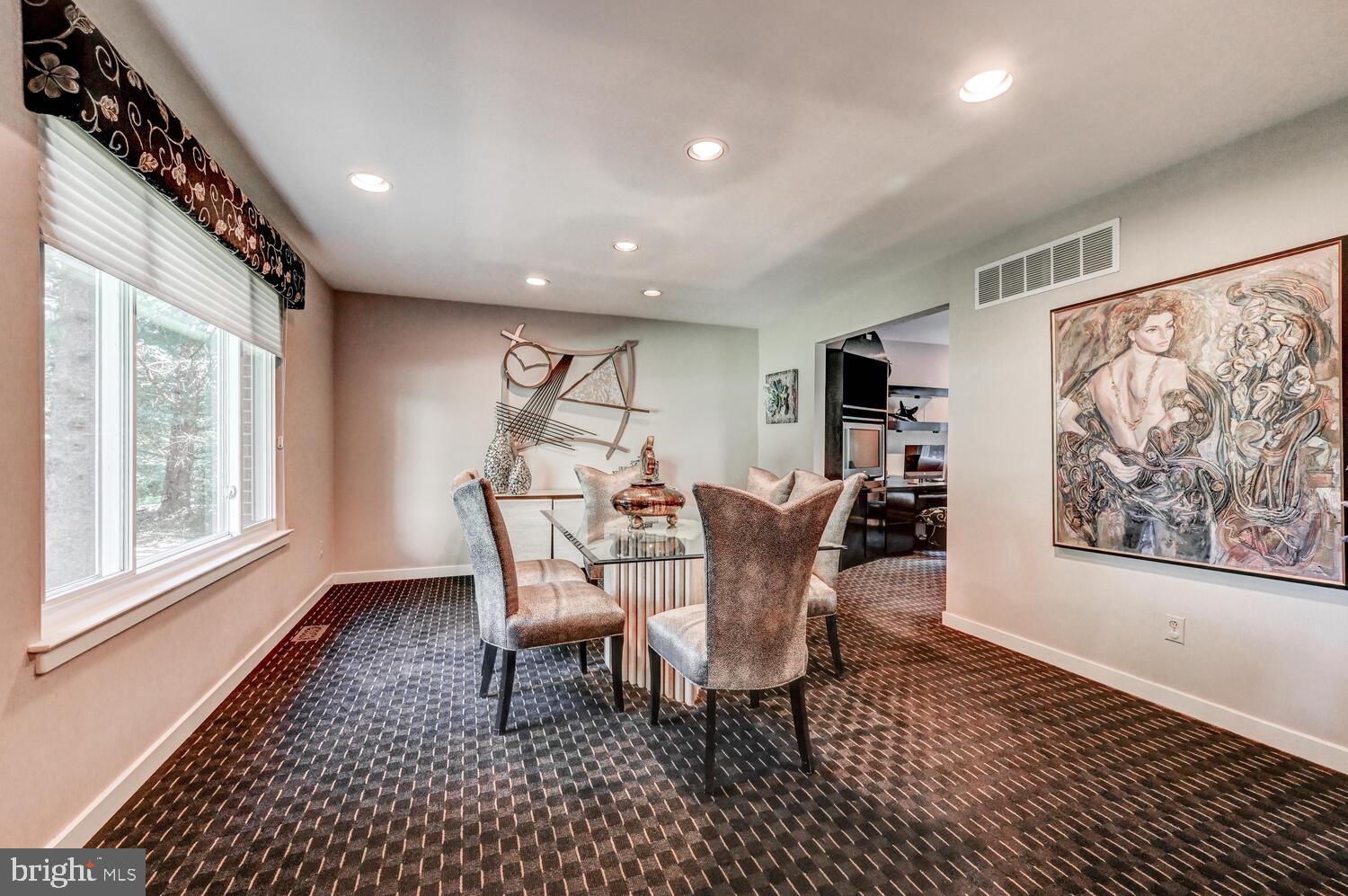 3405 NANCY ELLEN WAY