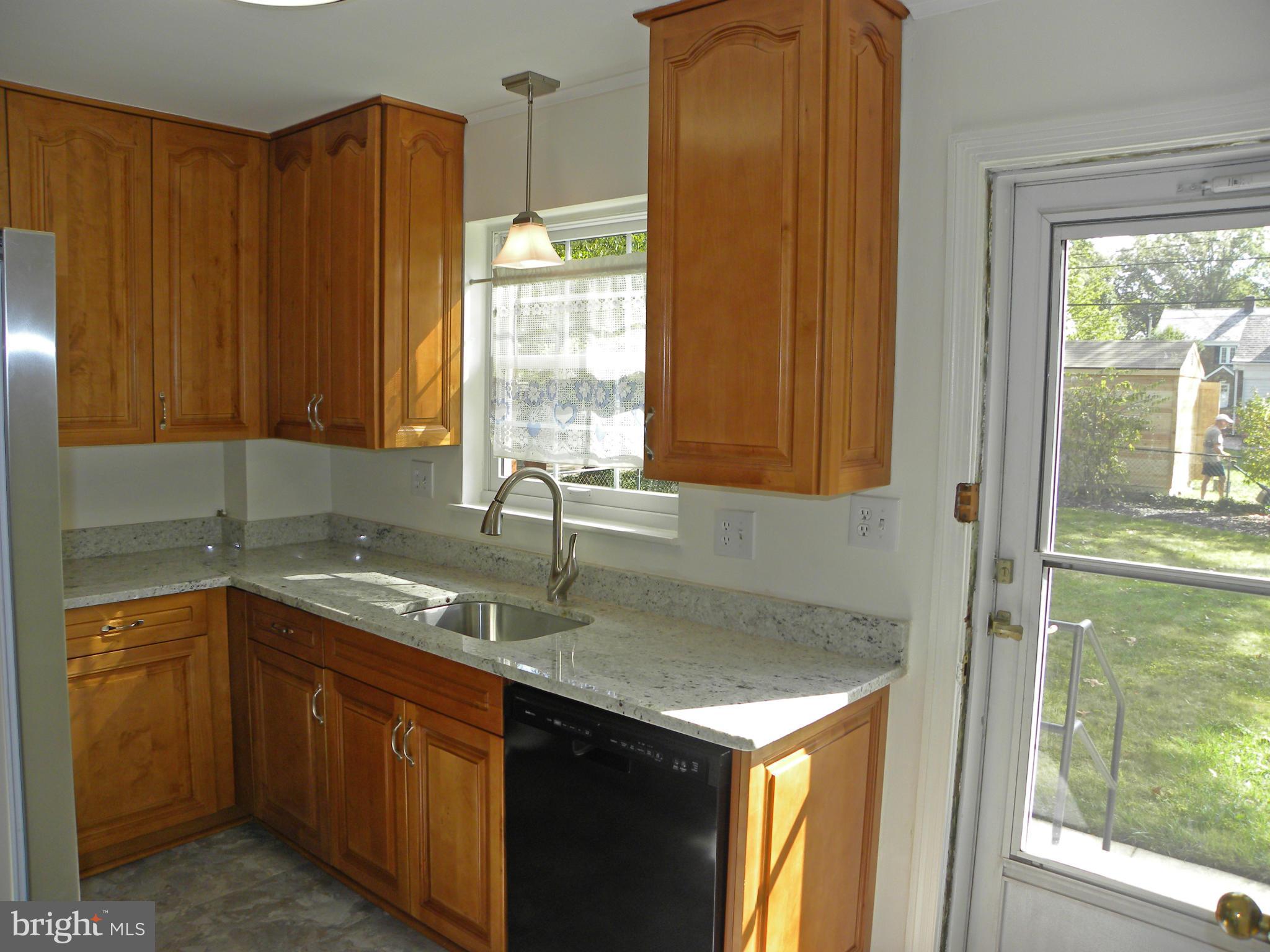 BEVERLEY HILLS - Residential Lease