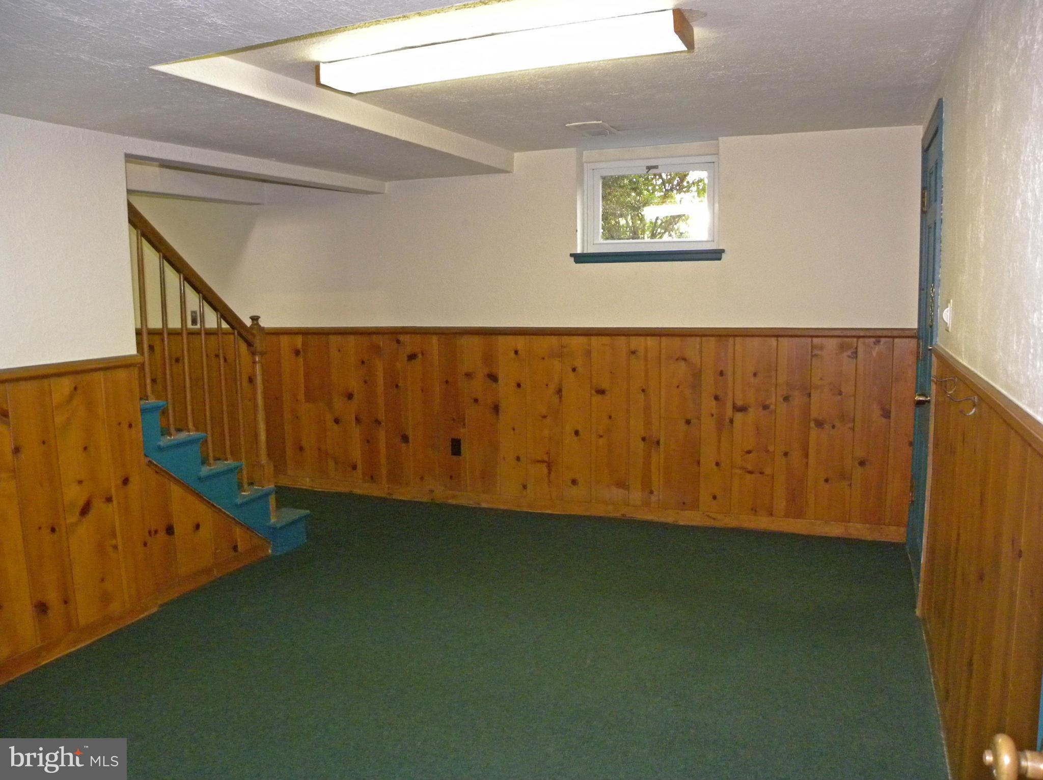 BEVERLEY HILLS - Residential Lease