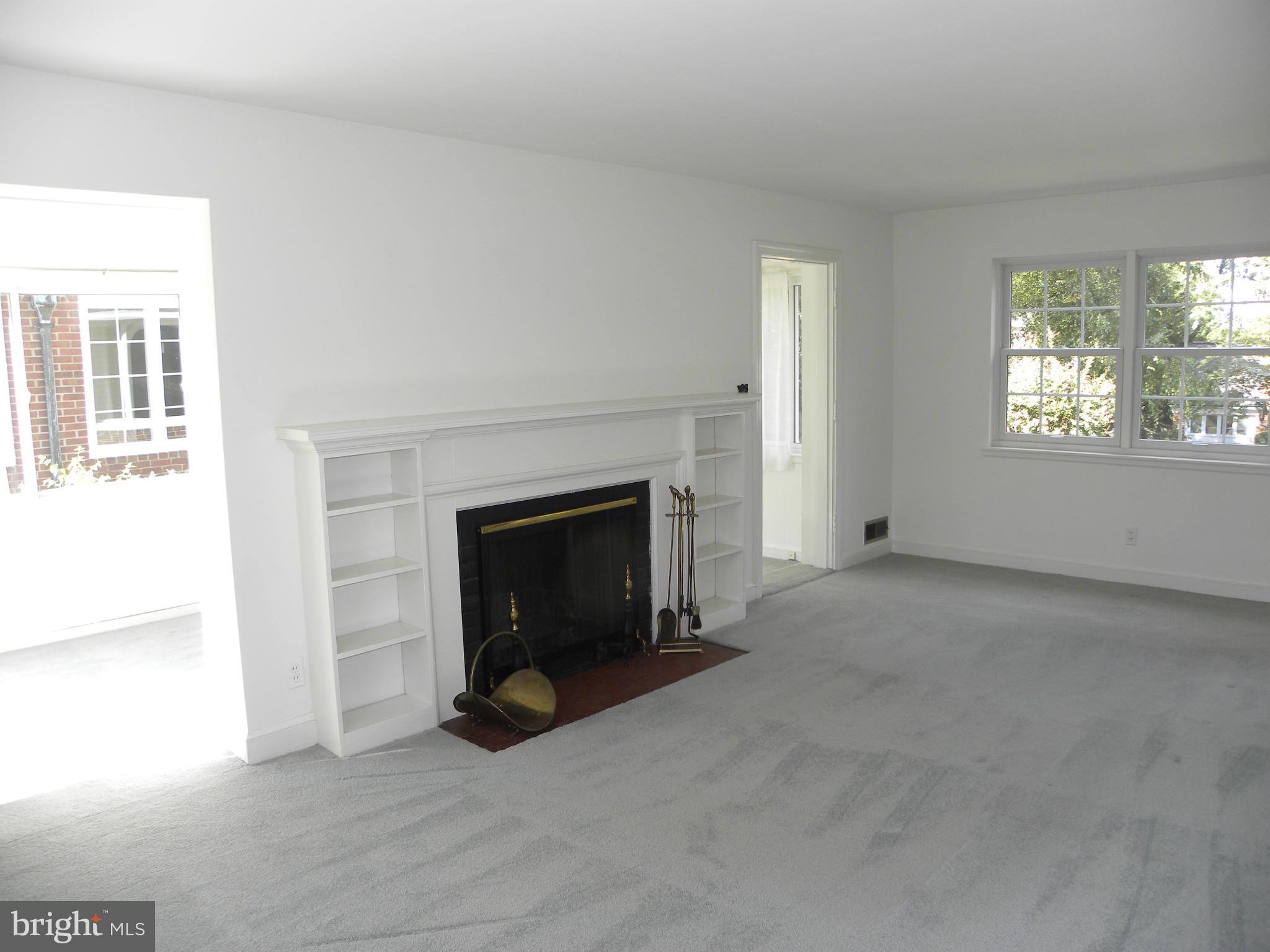 BEVERLEY HILLS - Residential Lease