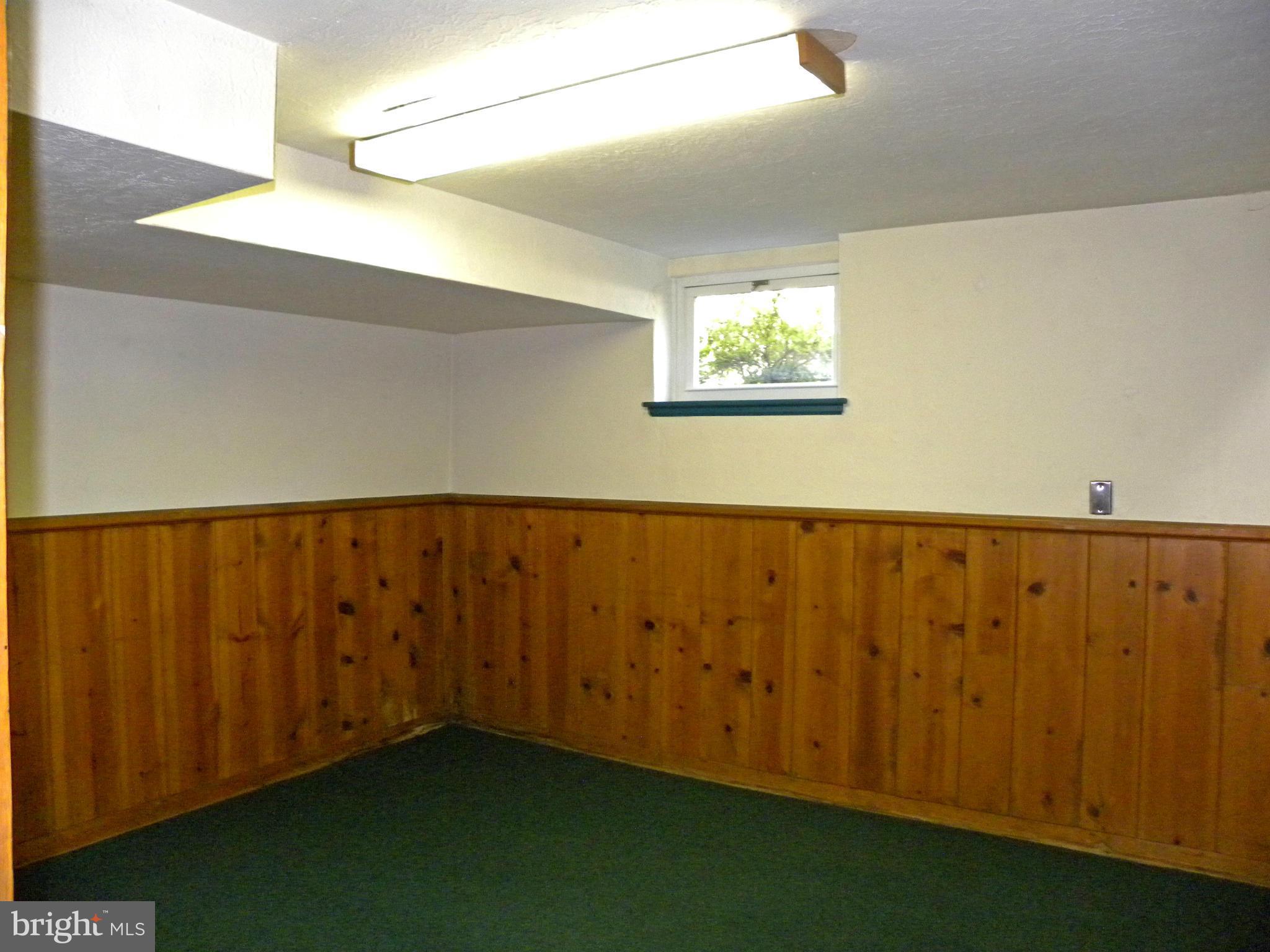 BEVERLEY HILLS - Residential Lease