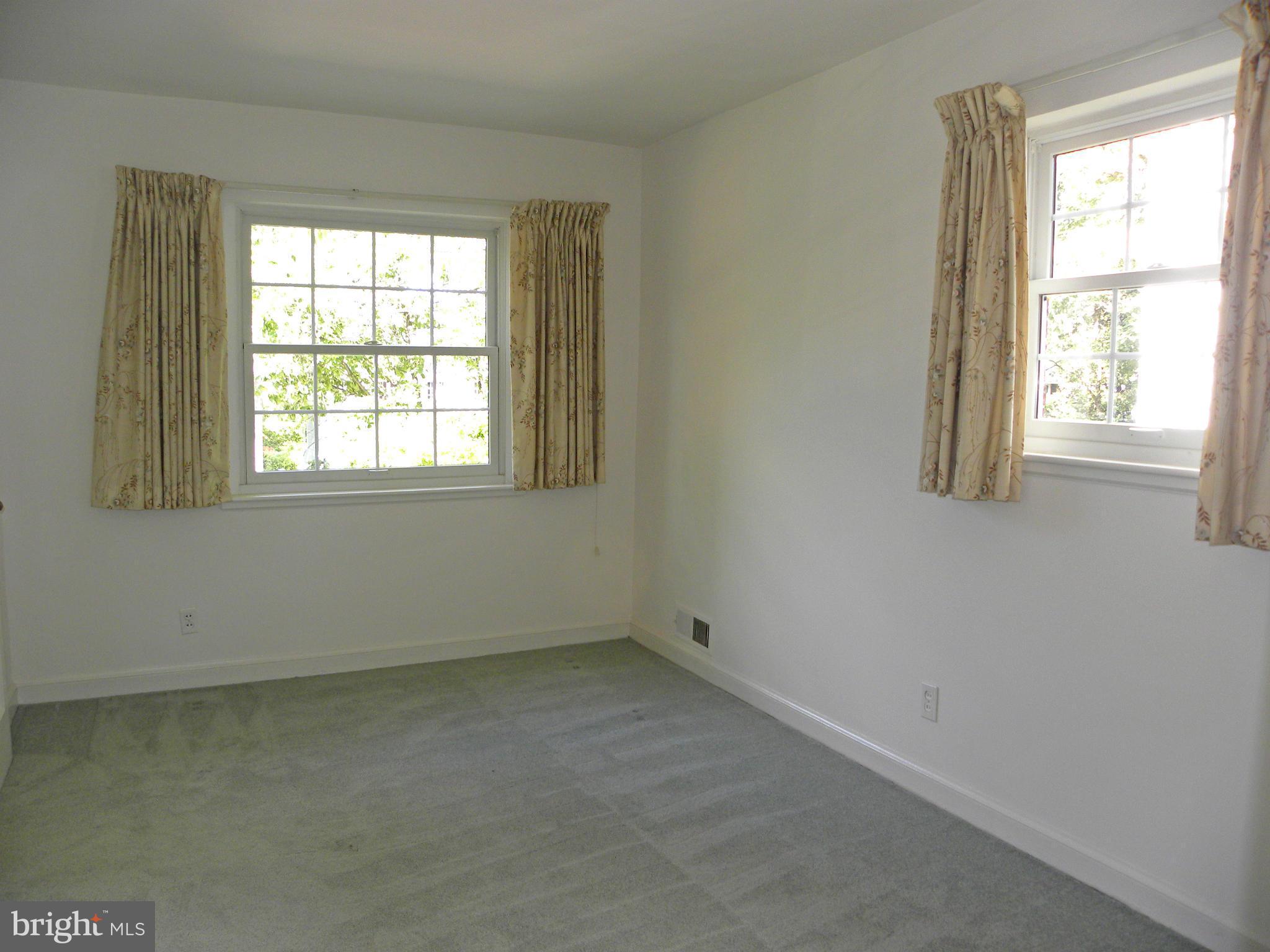 BEVERLEY HILLS - Residential Lease