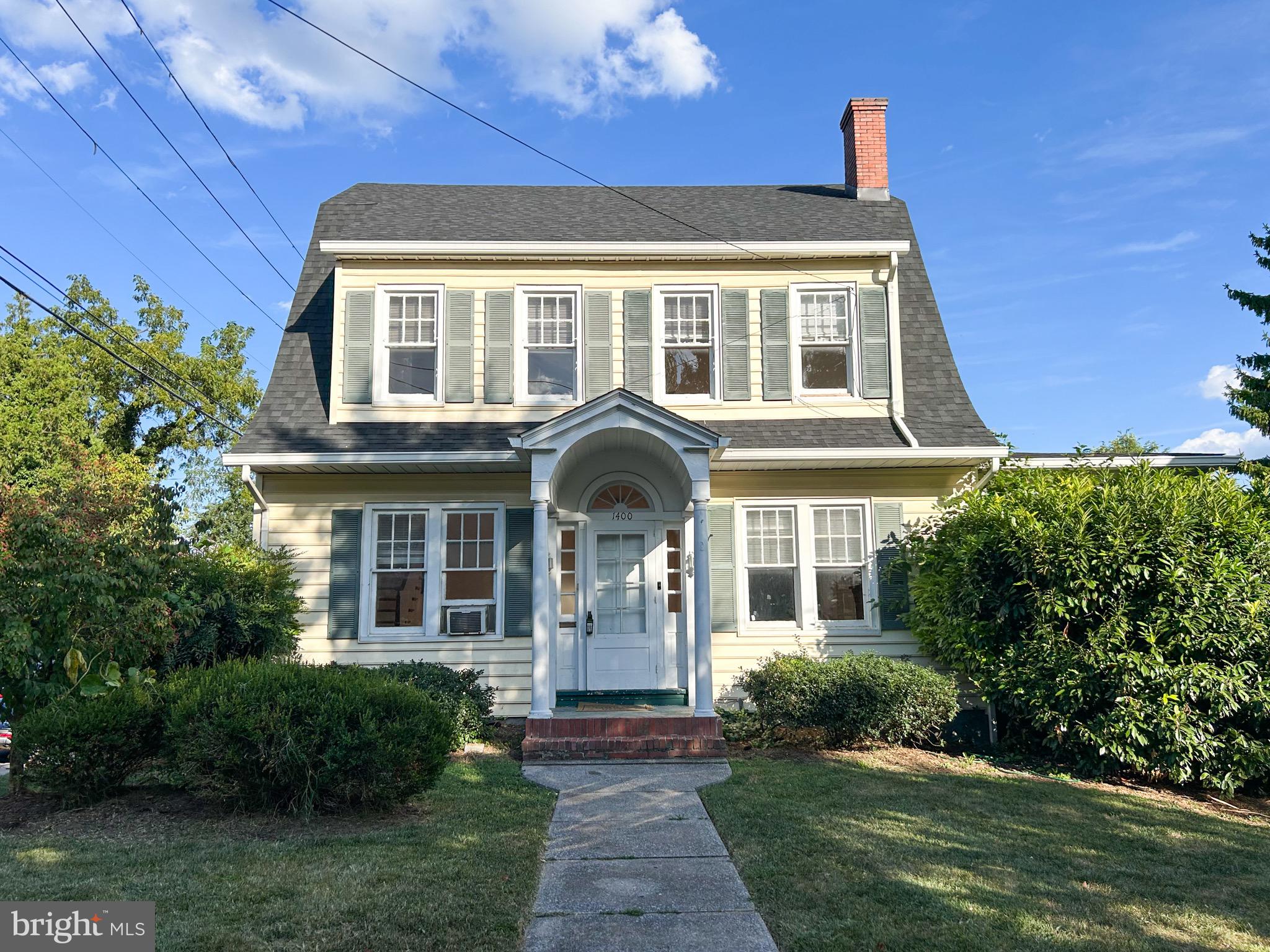 HENRY LAND - Residential