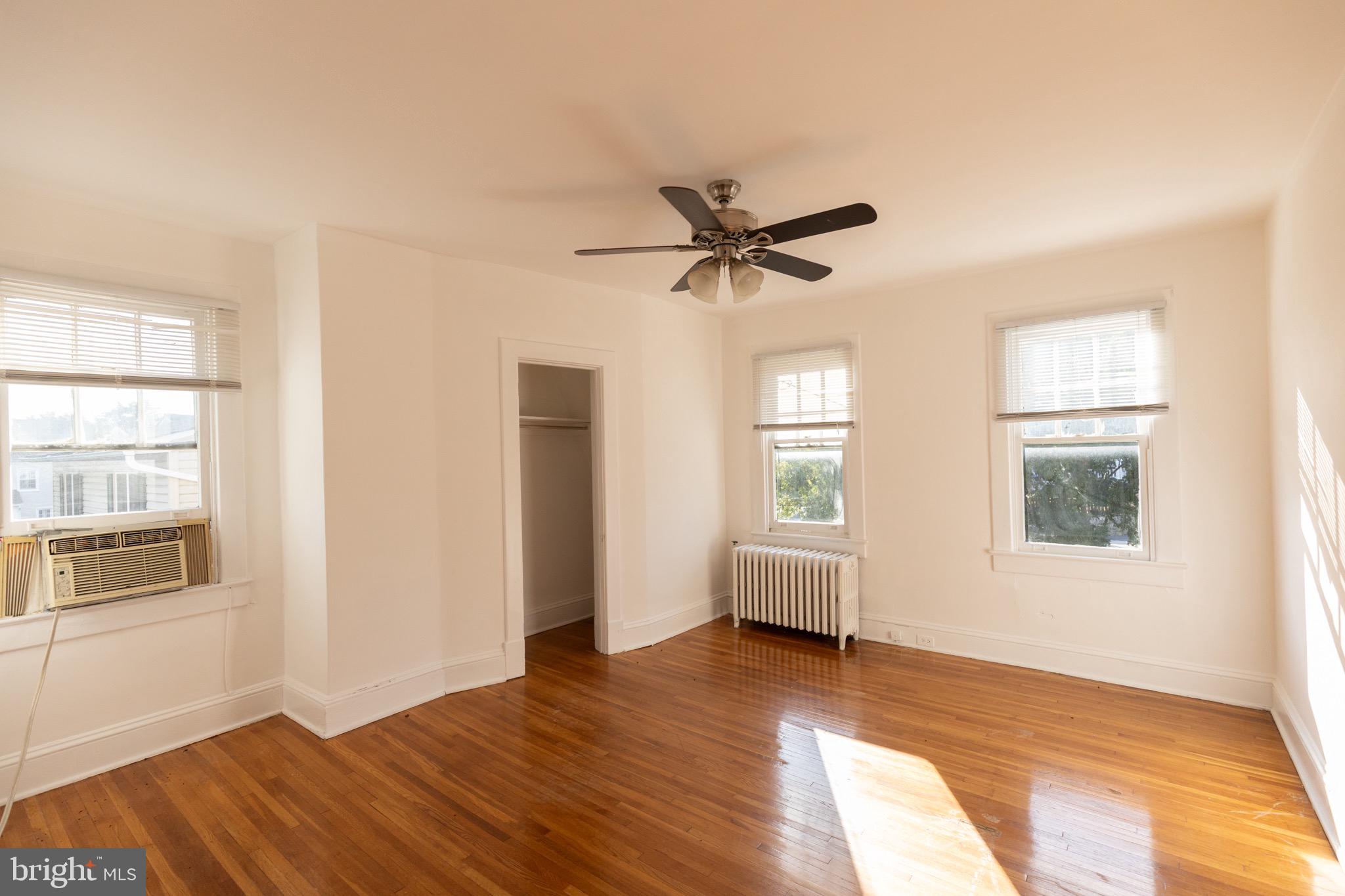 HENRY LAND - Residential