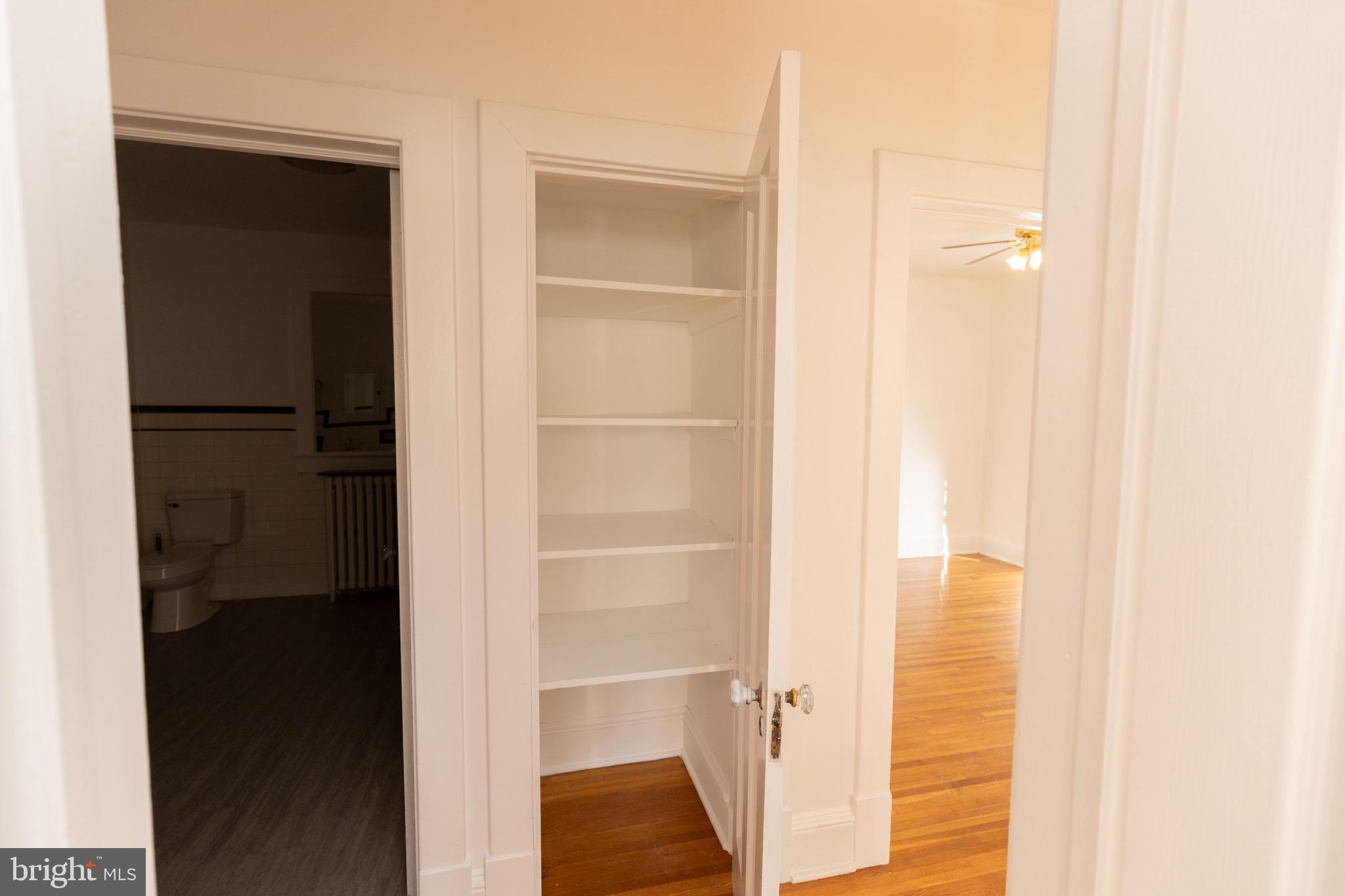 HENRY LAND - Residential