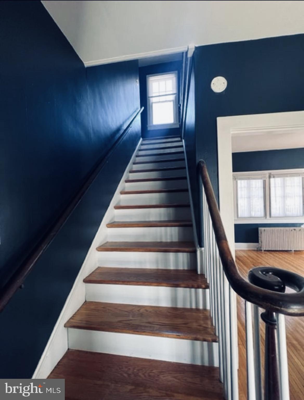 HENRY LAND - Residential