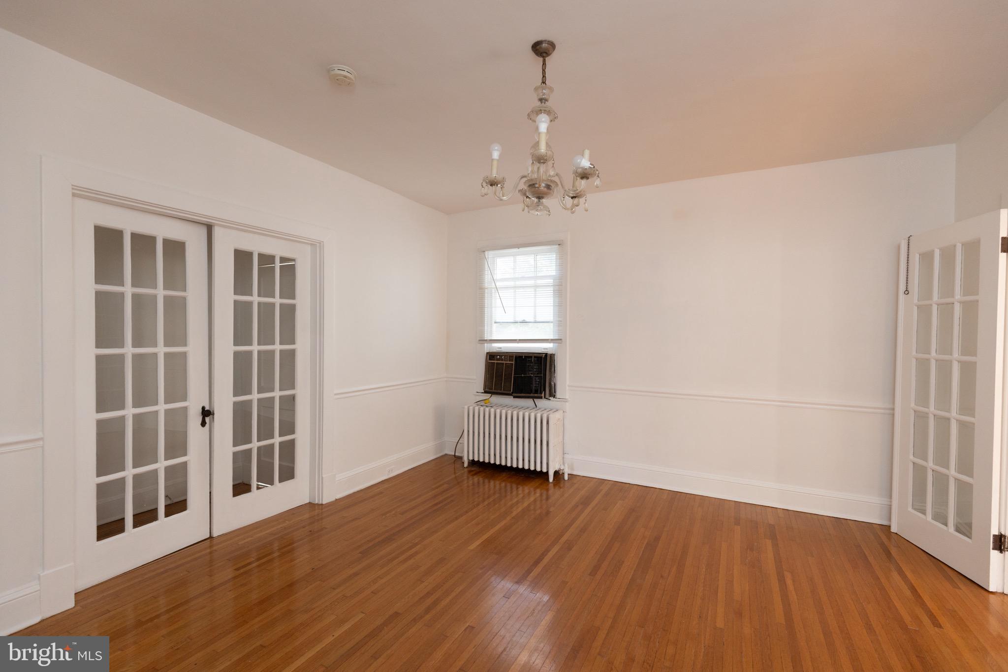 HENRY LAND - Residential