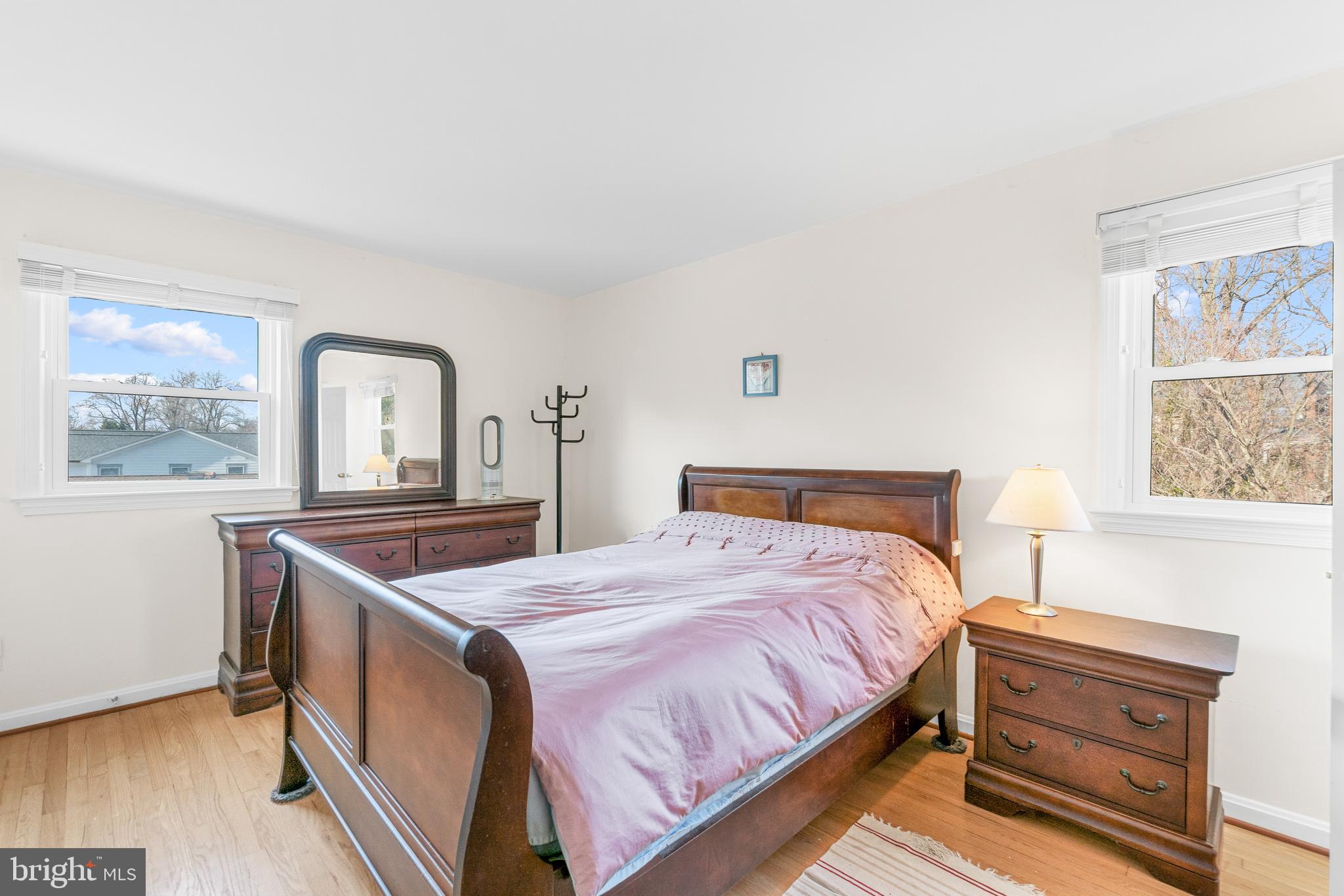 GREENWICH FOREST - Residential