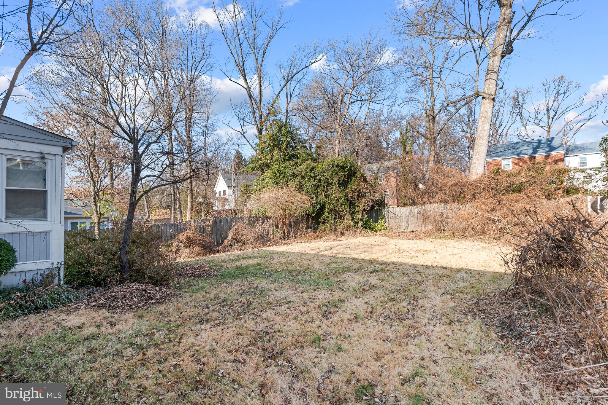 GREENWICH FOREST - Residential