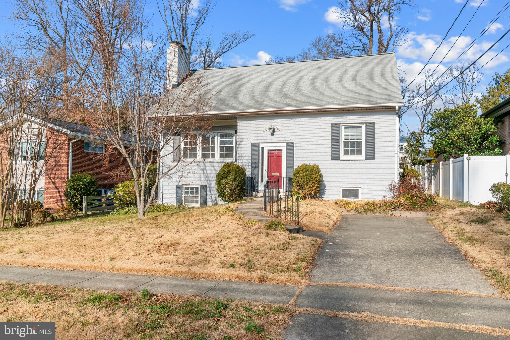 GREENWICH FOREST - Residential