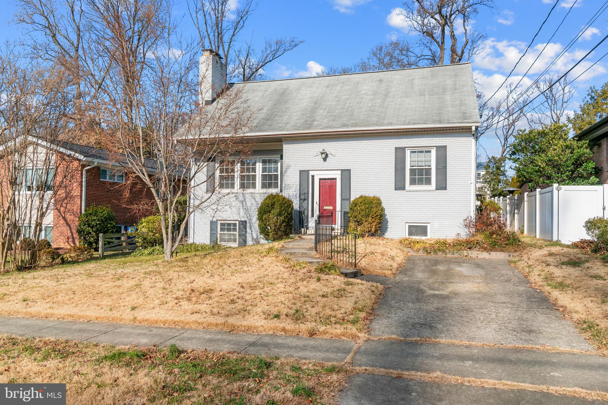 GREENWICH FOREST - Residential