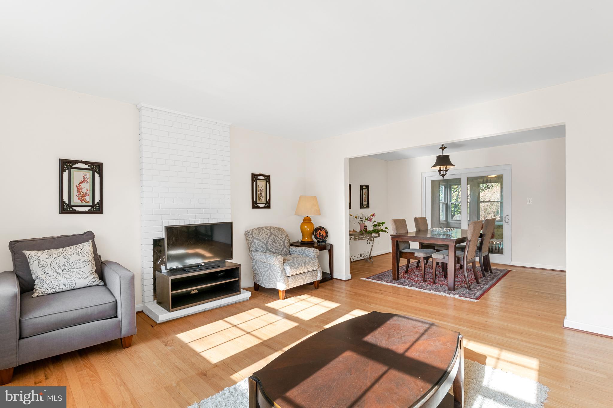 GREENWICH FOREST - Residential