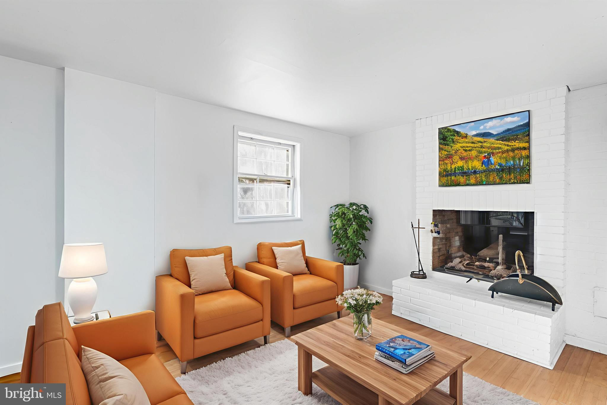 GREENWICH FOREST - Residential