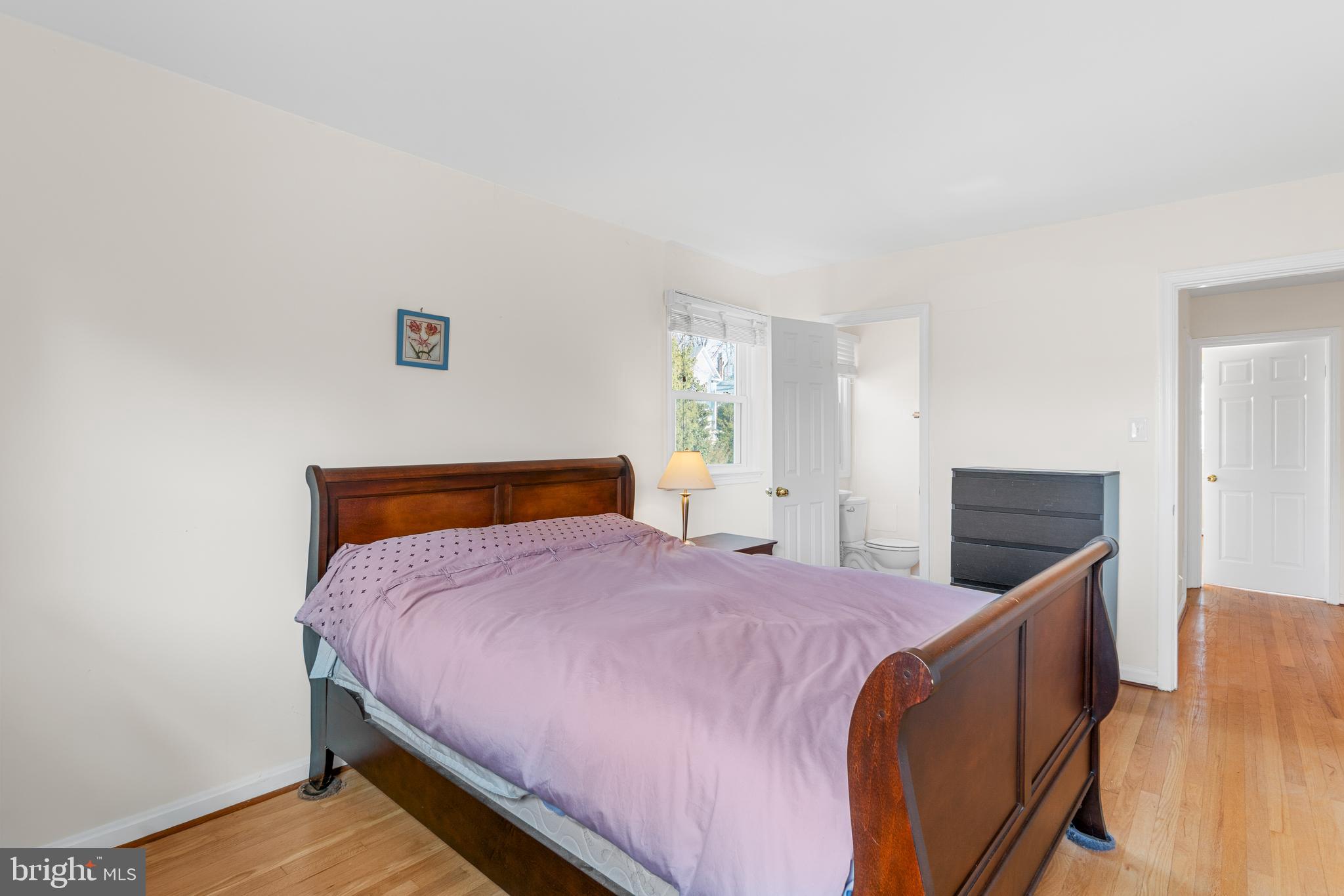 GREENWICH FOREST - Residential