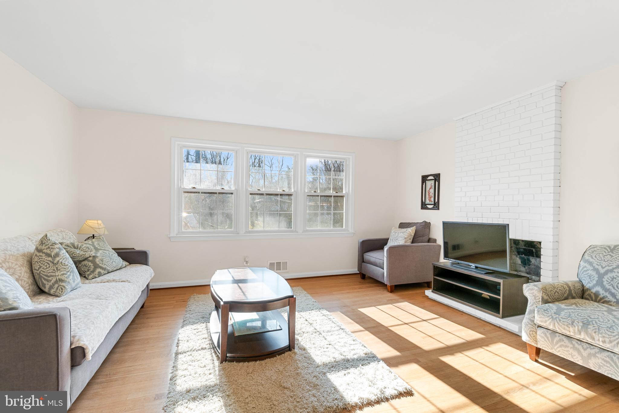 GREENWICH FOREST - Residential