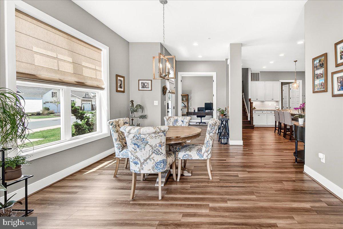 TWO RIVERS - Residential